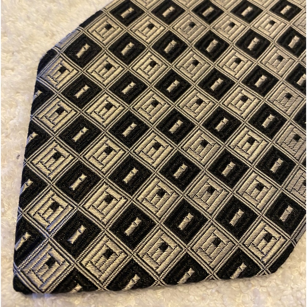 Brand New Trendy Power Tie By XMI
